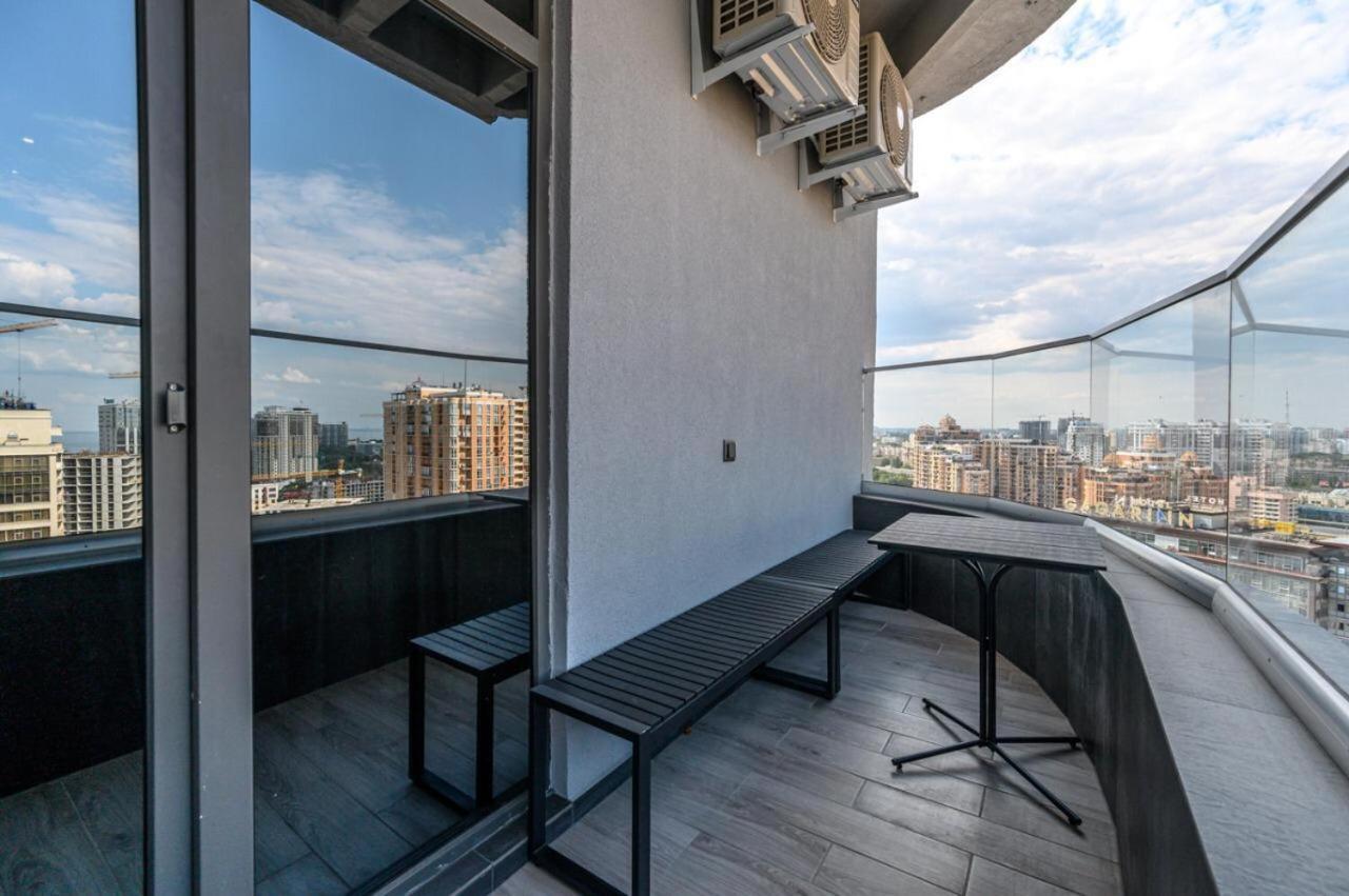 Party Luxury 3Br Sea View Apartment In Arcadia Odesa Exterior photo
