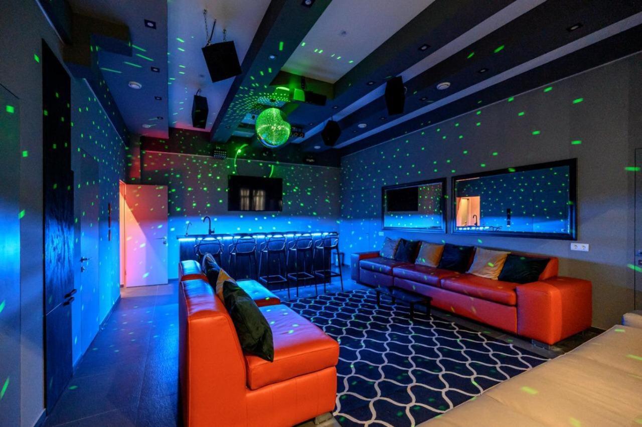 Party Luxury 3Br Sea View Apartment In Arcadia Odesa Exterior photo