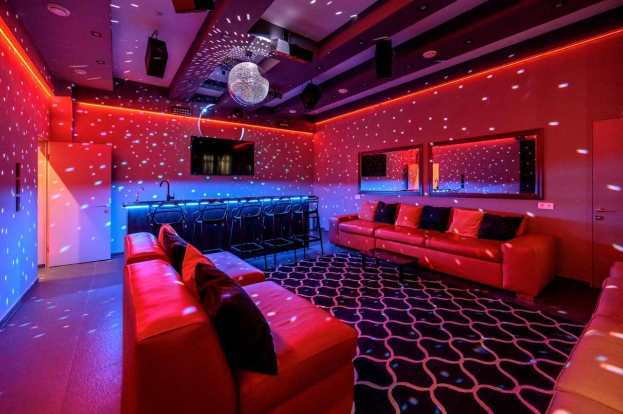 Party Luxury 3Br Sea View Apartment In Arcadia Odesa Exterior photo